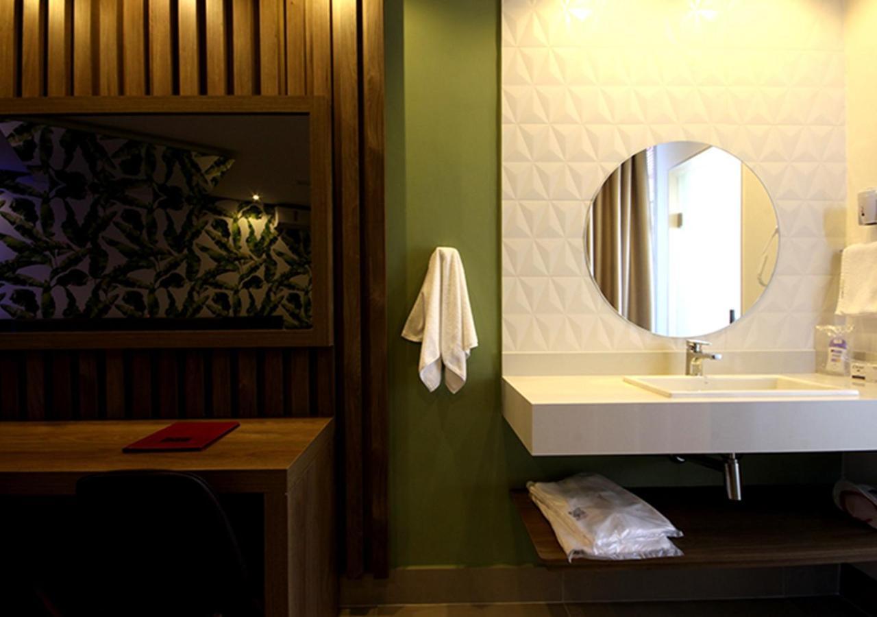 Motel Black Horse Cotia  Bagian luar foto